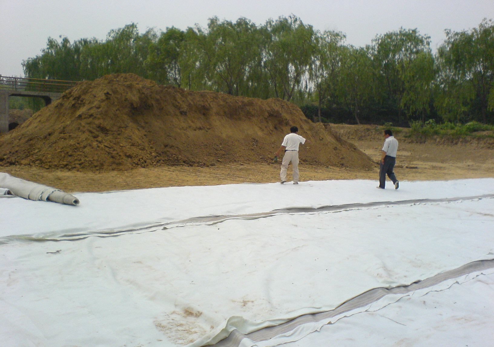 工程實驗如何模擬土工膜的受力狀態?